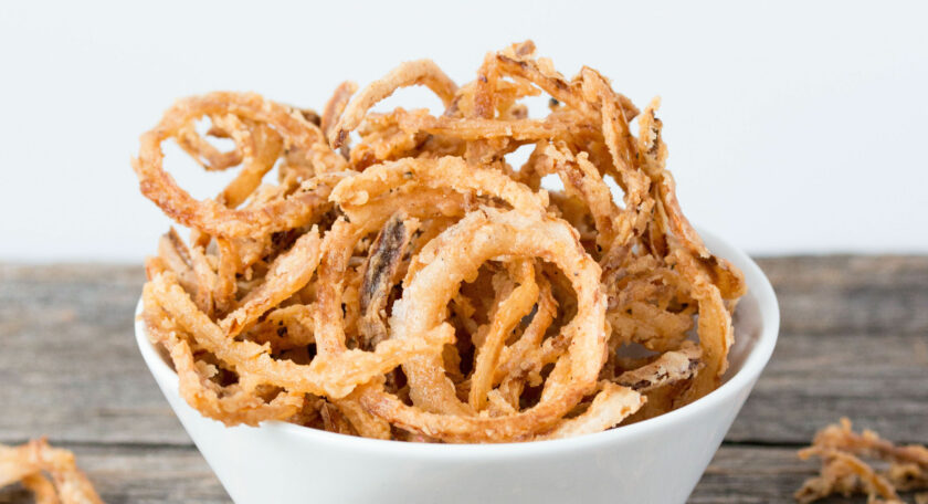 crispy onion strings_hot for food
