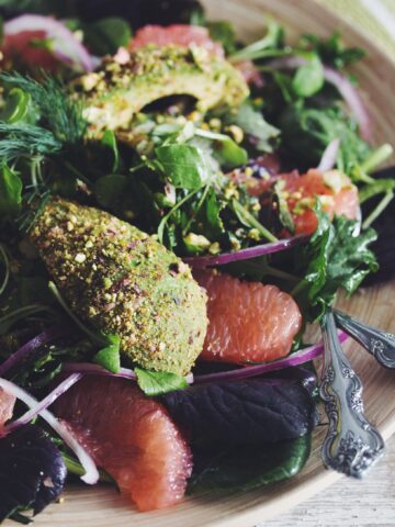 grapefruit pistachio crusted avocado summer salad_hot for food