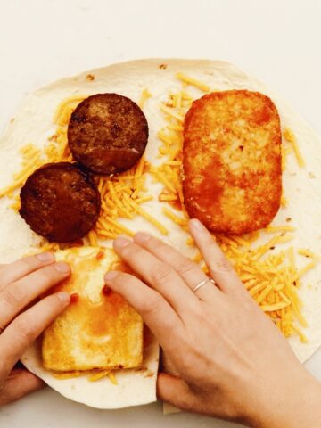 breakfast-wrap-hack_hot-for-food
